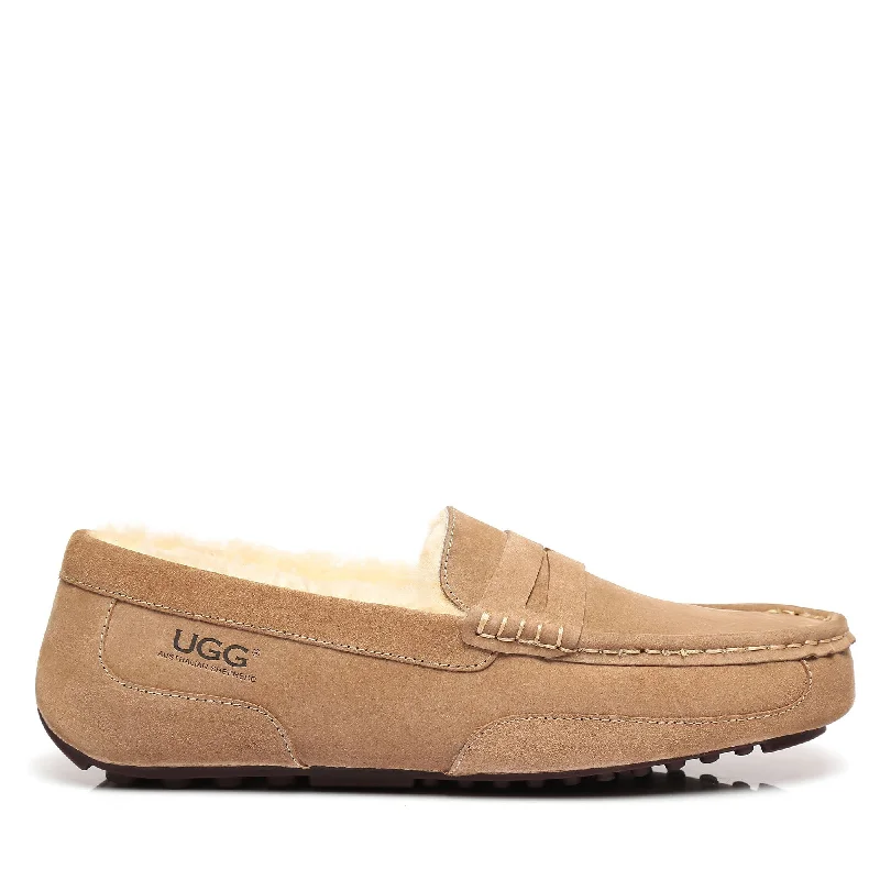 UGG Unisex Moccassin