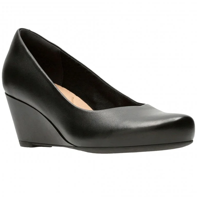 Clarks Flores Tulip black  also in wide